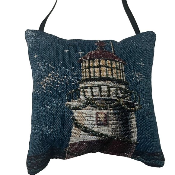 1 lot of four Decorative Lighthouse Tapestry Throw Pillows 2-15", 2-6" Vintage - Picture 3 of 6